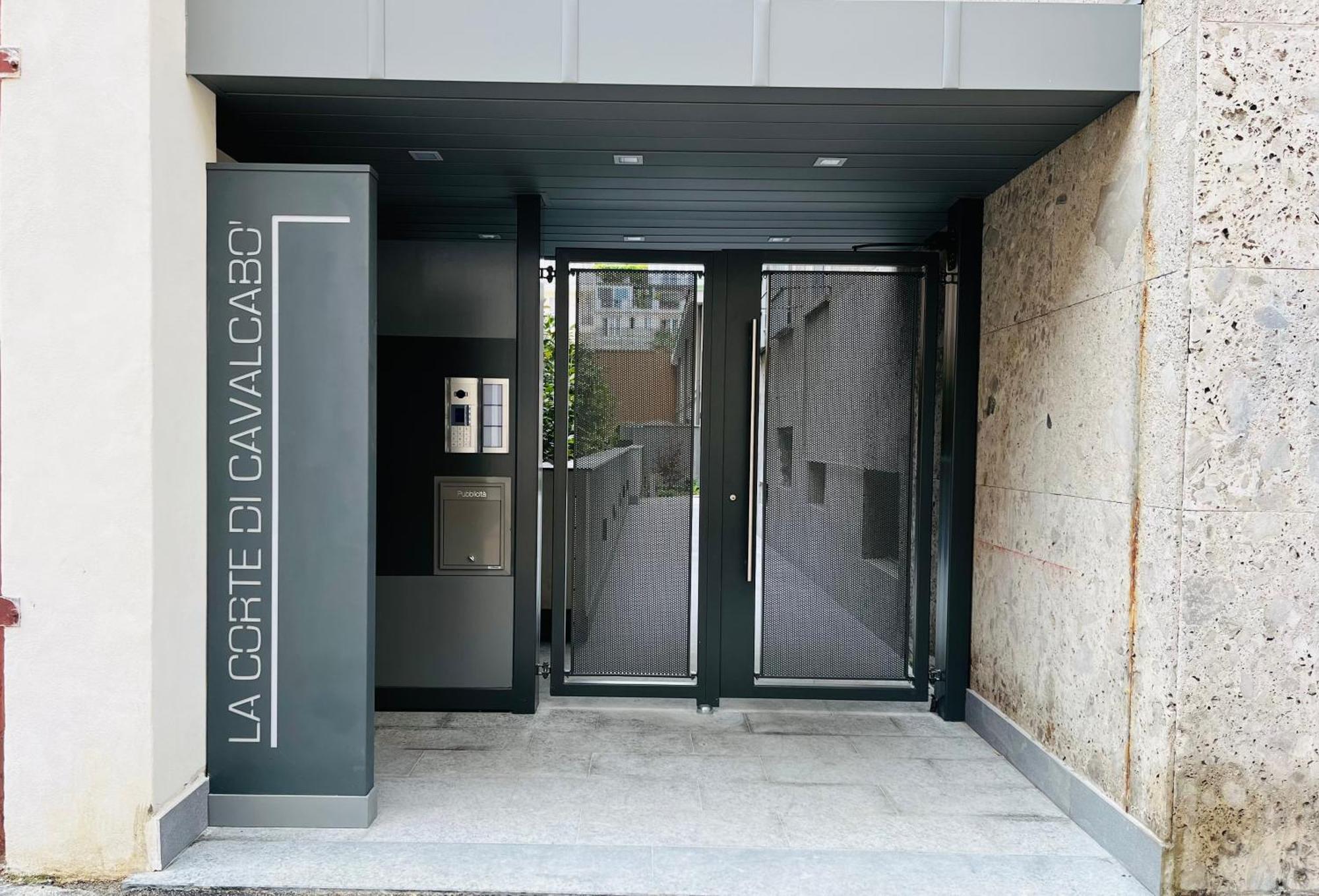 La Corte Di Cavalcabo Milano Exteriör bild